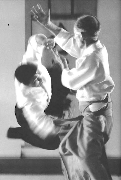kisshomaru-ueshiba-aikikai-hombu