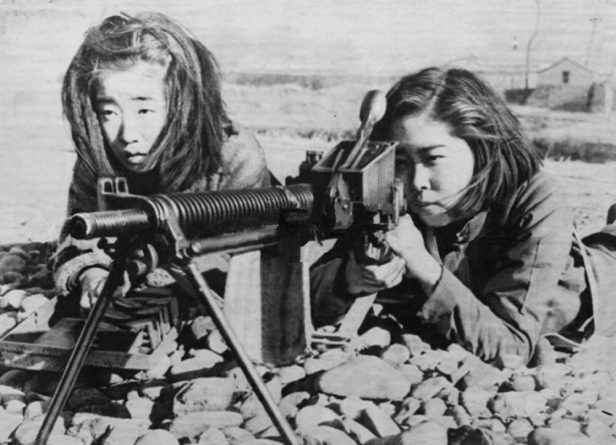 Japanese-Female-Students-Training-in-Gun-Handling-with-a-Type-11-Nambu-Machine-Gun-as-a-last-desperate-measure-tRyukyu-Islands-June-1945.-e1533716837520